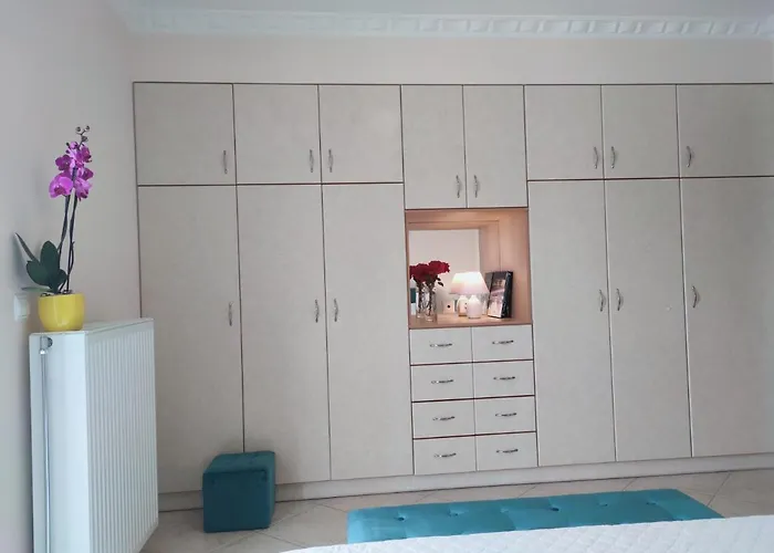 Blue Lagoon Luxury G2 *